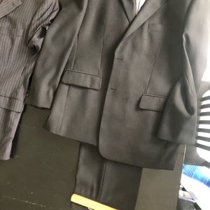 Black Como Milano suit set.